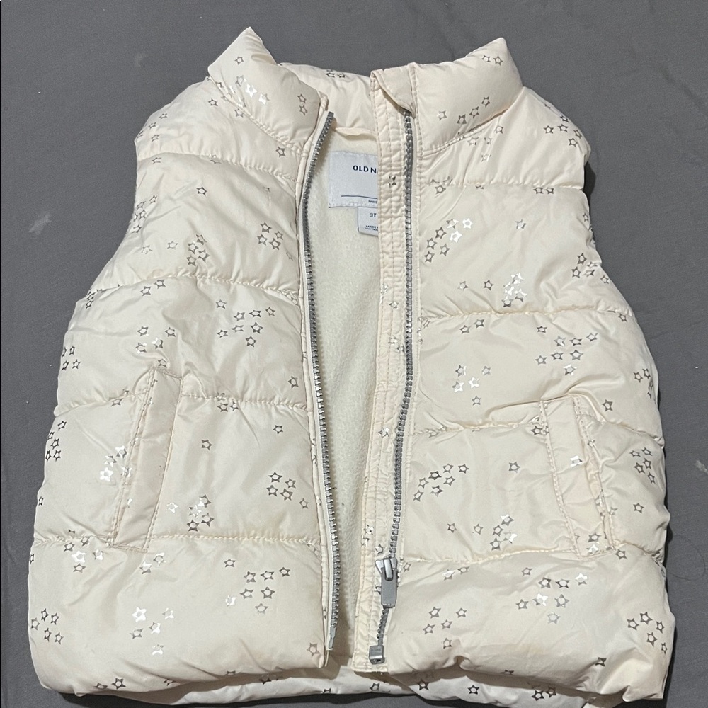Old Navy Cream Star Puffer Vest